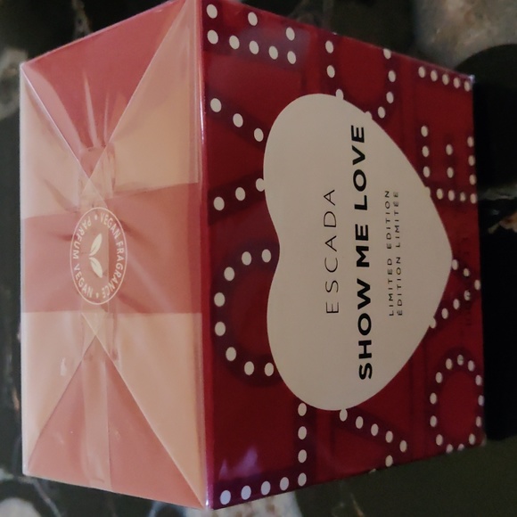 ESCADA SHOW ME LOVE Eau de Parfum for women Limited Edition. 3.3 oz - Picture 2 of 14
